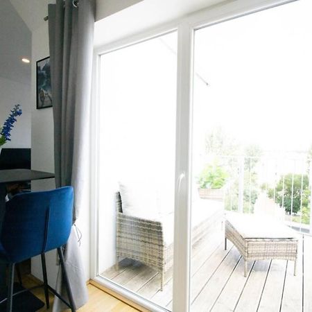 Apartamento Sunny & Cozy Penthouse With Balcony L Dg4'14 Viena Exterior foto